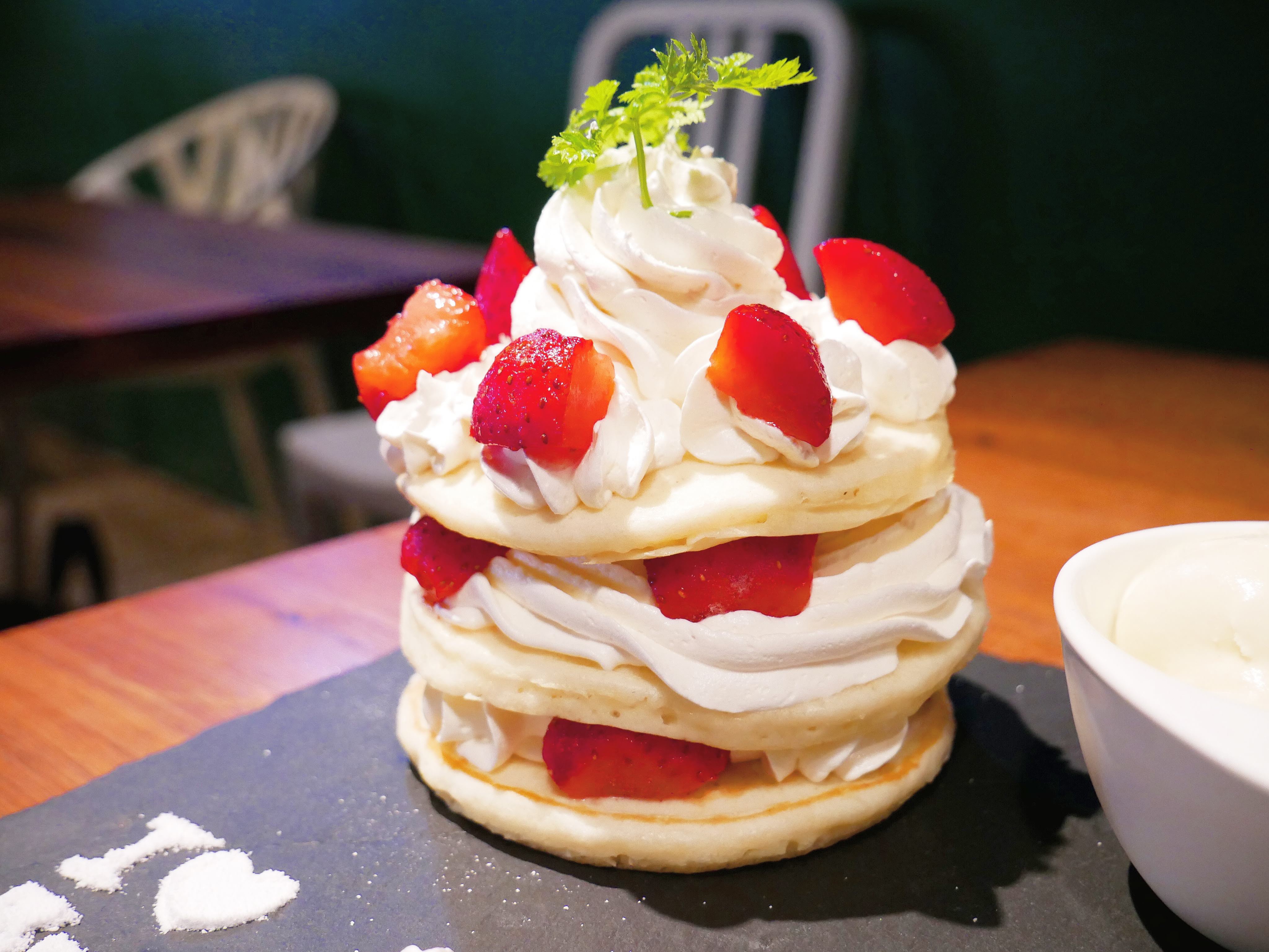 見た目が可愛い 福岡で見つけた しあわせの白いパンケーキ Be Cafe Lover
