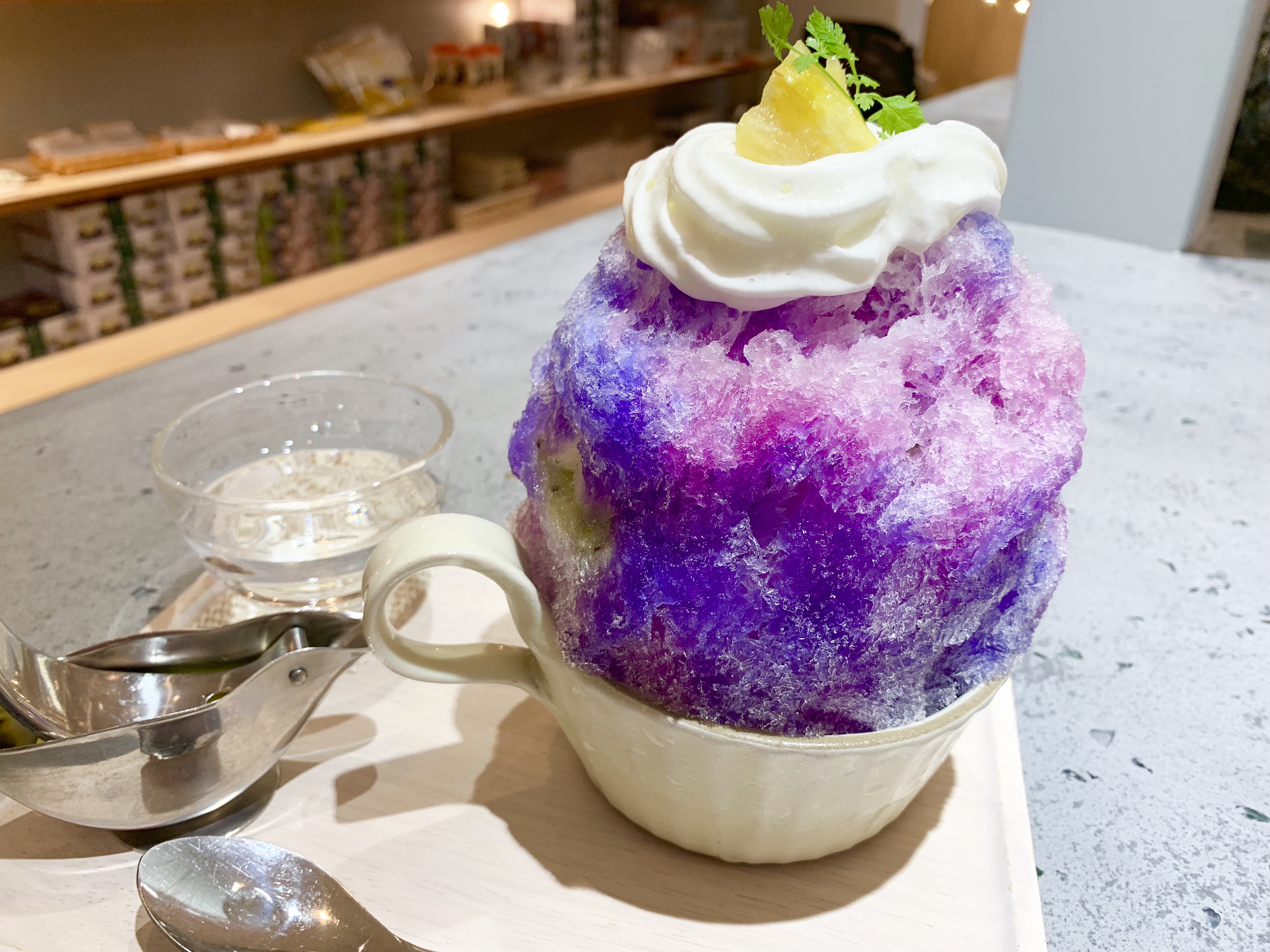 色が変わる 並んででも食べたい奈良県で人気のかき氷 Be Cafe Lover